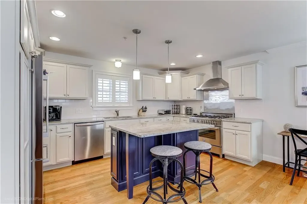 4 Barney Street Newport RI 02840