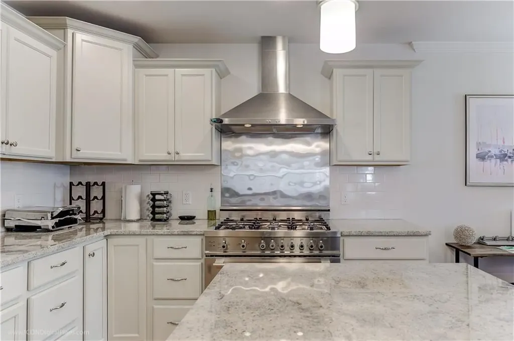 4 Barney Street Newport RI 02840