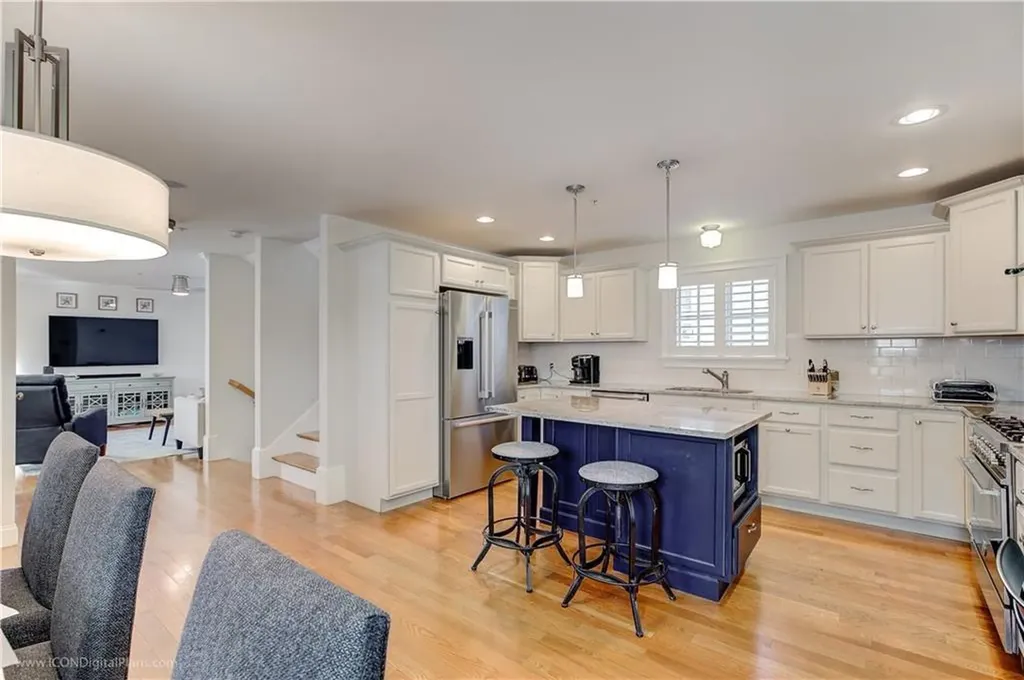 4 Barney Street Newport RI 02840