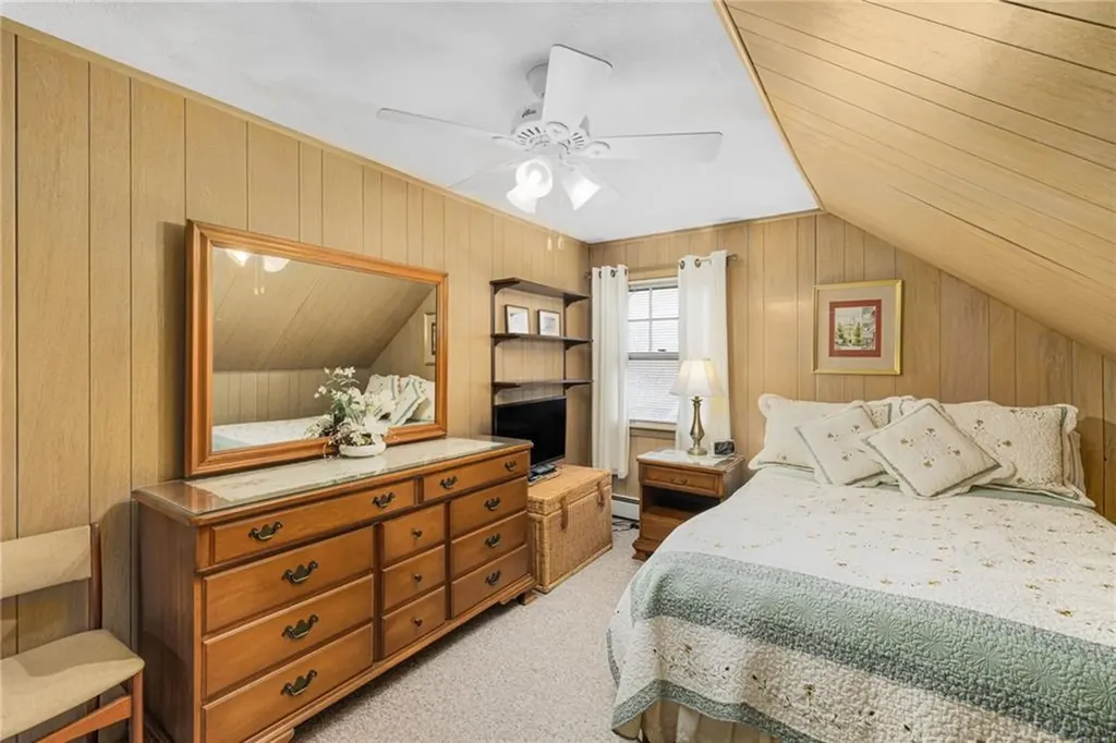 10 Bellevue Avenue North Providence RI 02911