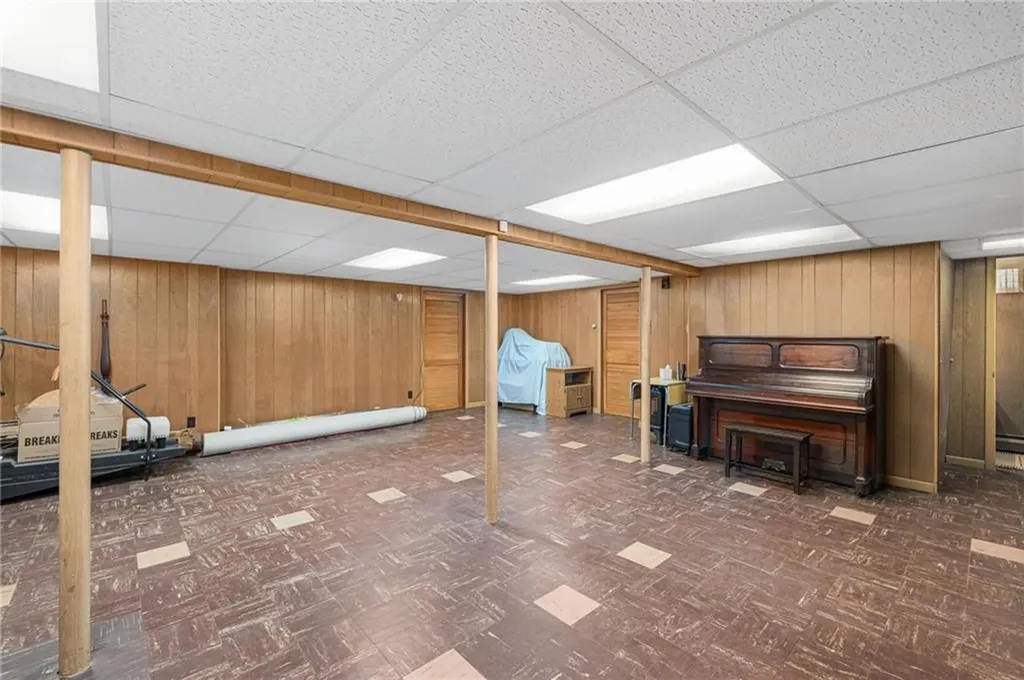 10 Bellevue Avenue North Providence RI 02911