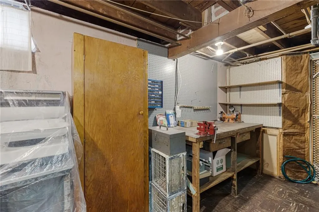 10 Bellevue Avenue North Providence RI 02911