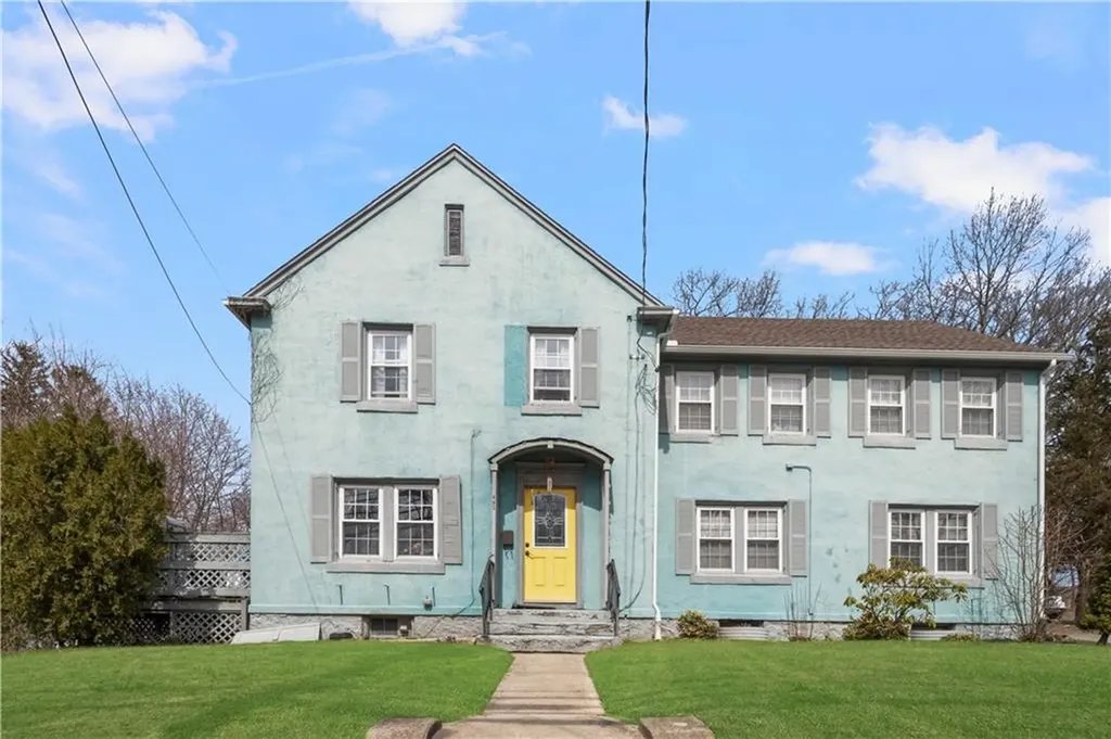 482 Providence Street West Warwick RI 02893