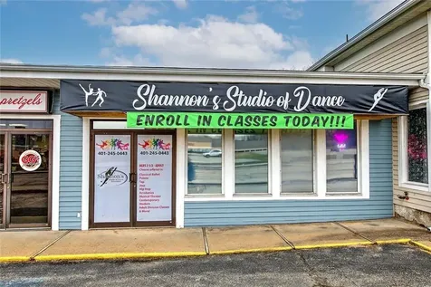 606 Metacom Avenue Warren RI 02885