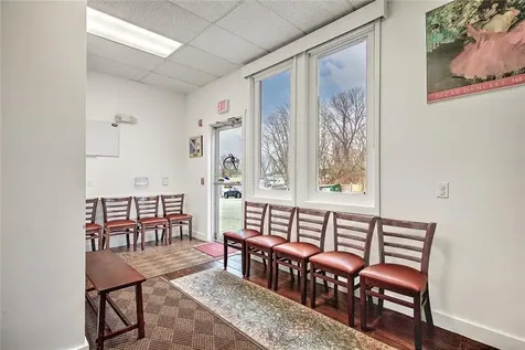606 Metacom Avenue Warren RI 02885