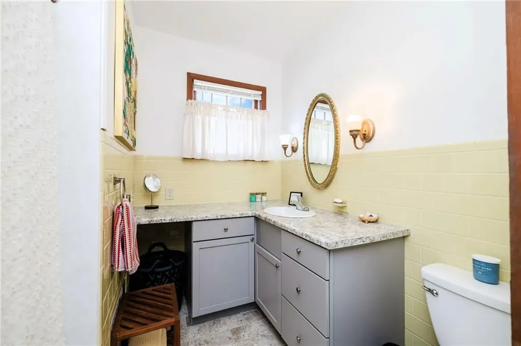199 High Street Westerly RI 02891