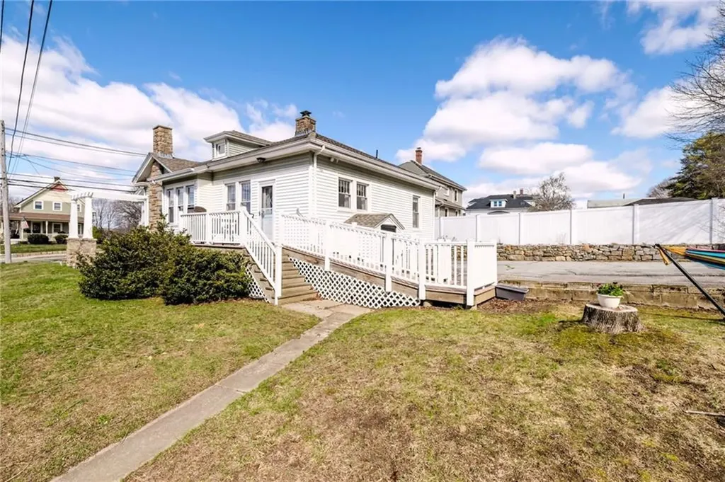199 High Street Westerly RI 02891