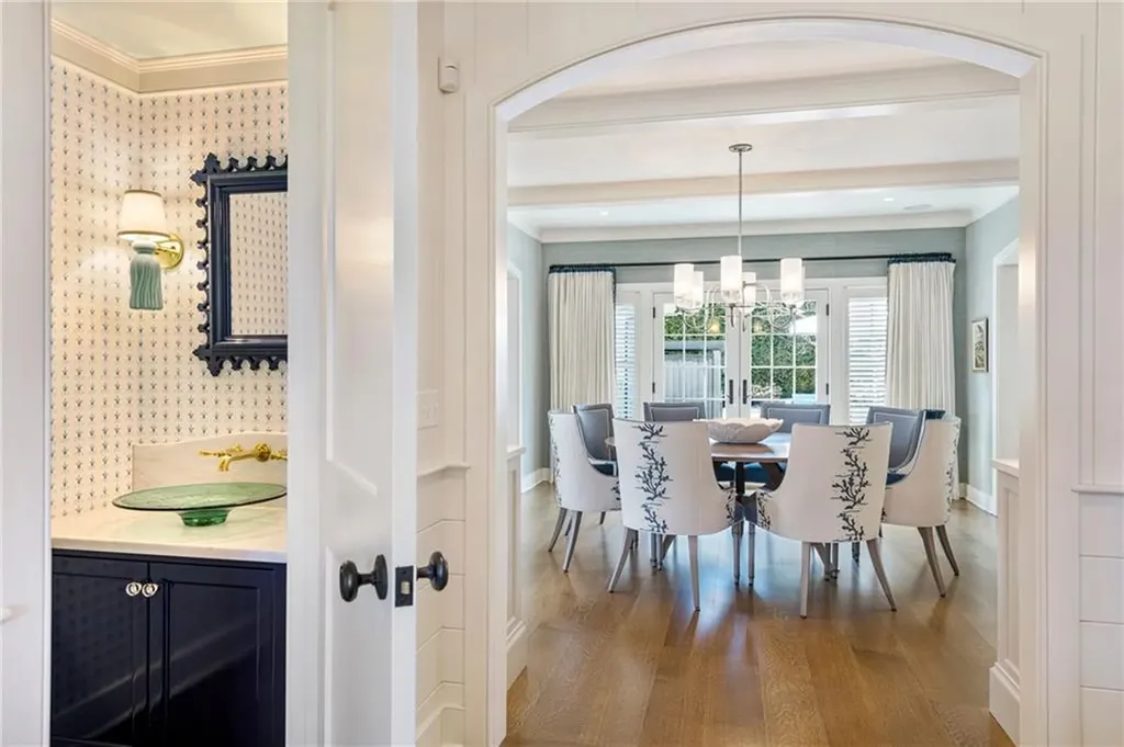 31 Ninigret Avenue Charlestown RI 02813