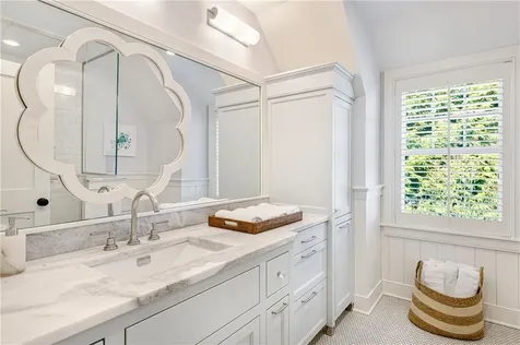 31 Ninigret Avenue Charlestown RI 02813