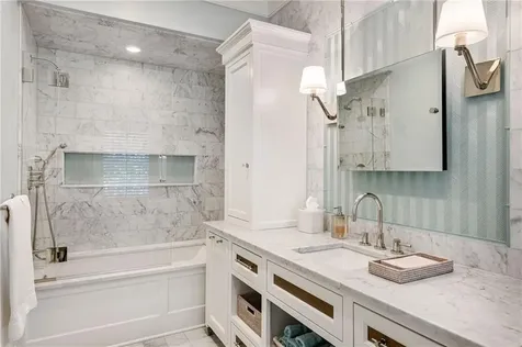 31 Ninigret Avenue Charlestown RI 02813