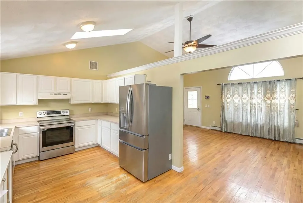 36 Great Oak Drive Warwick RI 02886