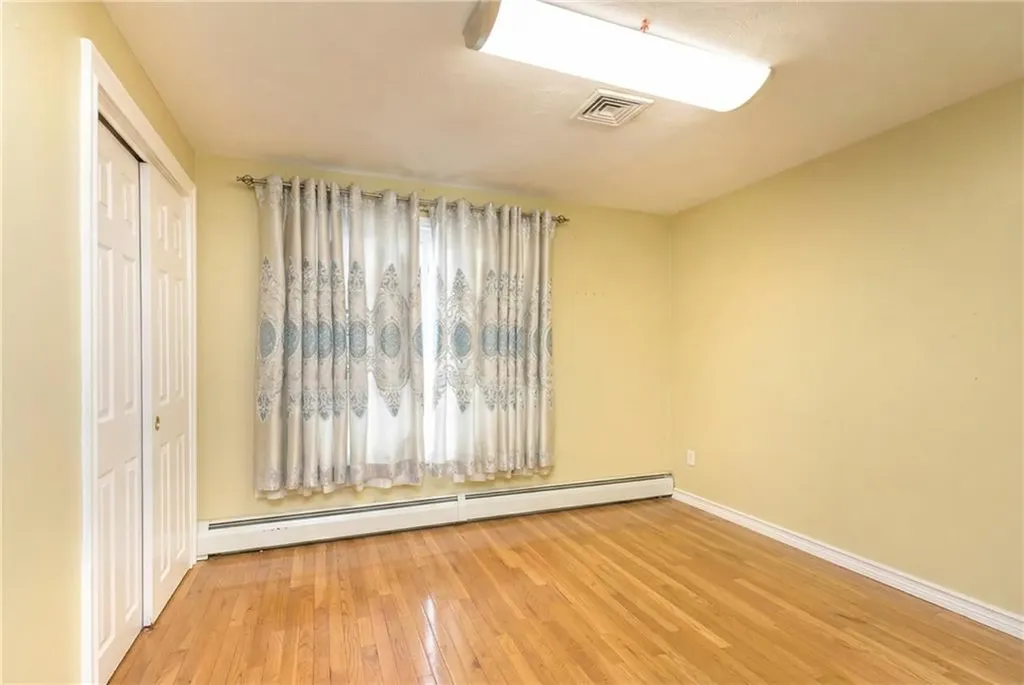 36 Great Oak Drive Warwick RI 02886