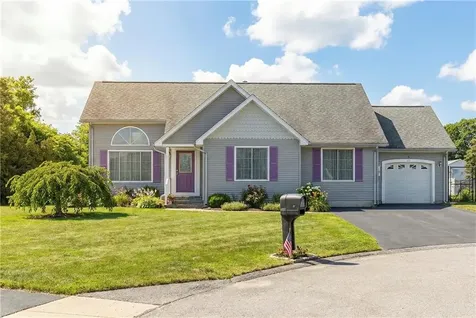 36 Great Oak Drive Warwick RI 02886