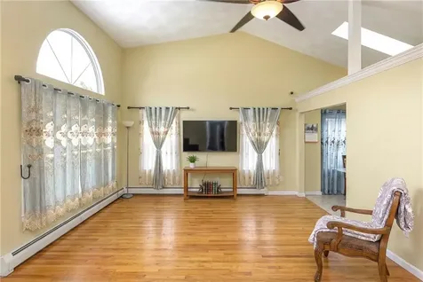 36 Great Oak Drive Warwick RI 02886