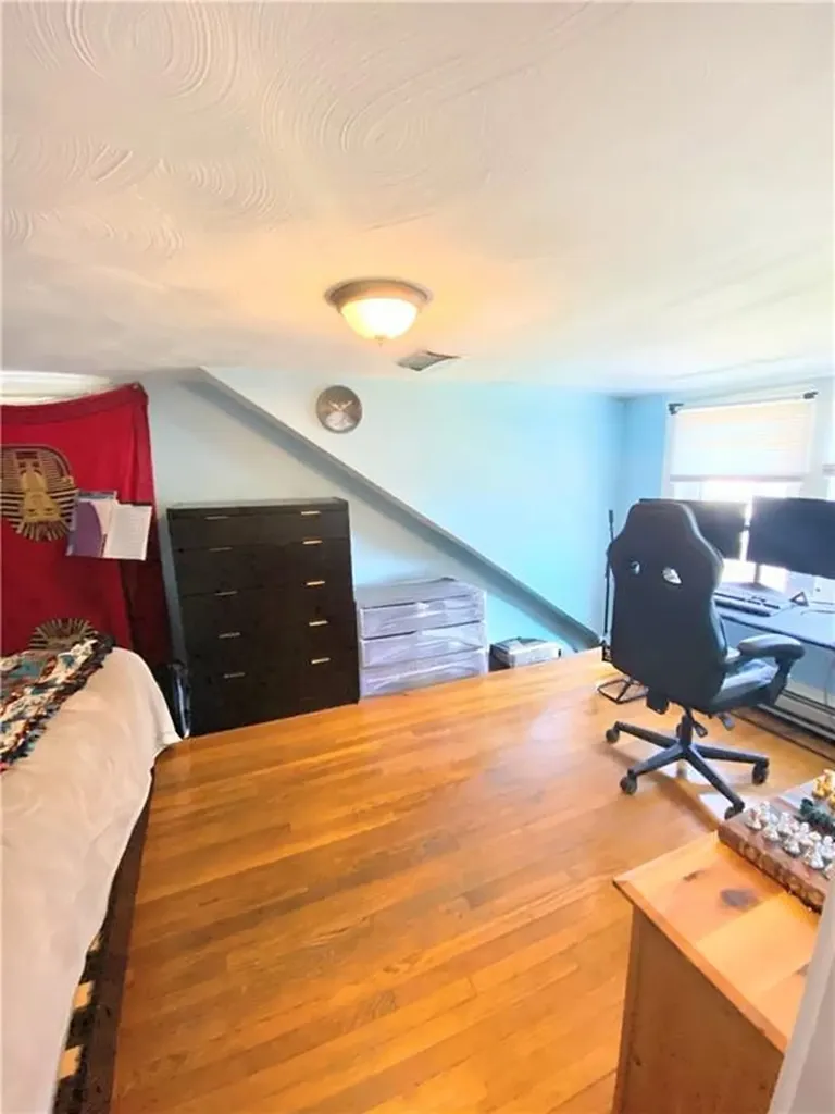 128 Fern Street Warwick RI 02889