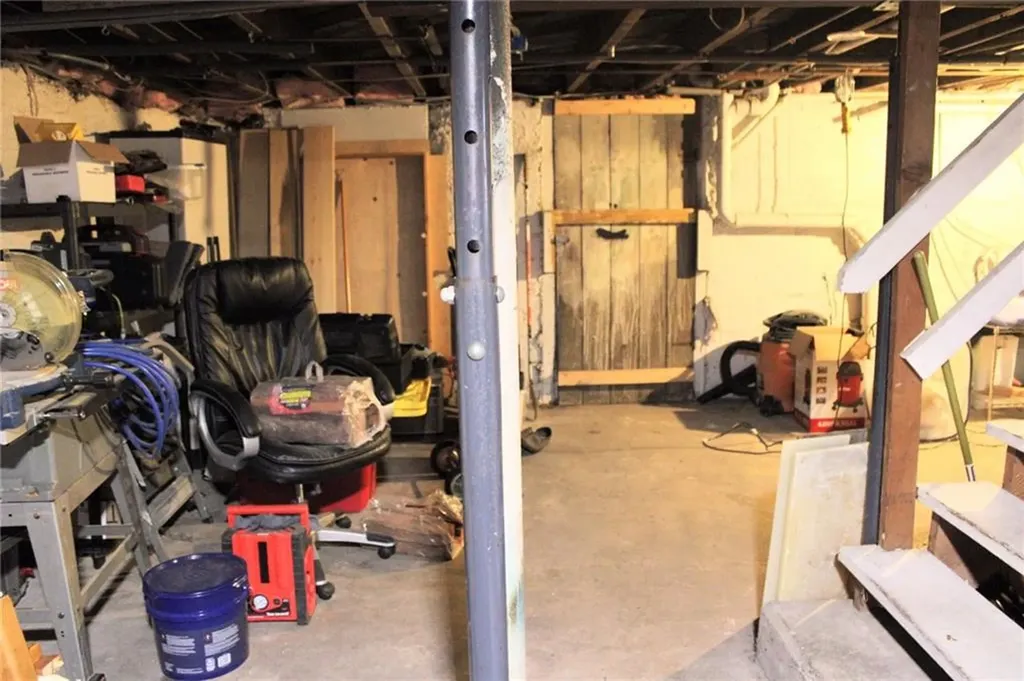 128 Fern Street Warwick RI 02889