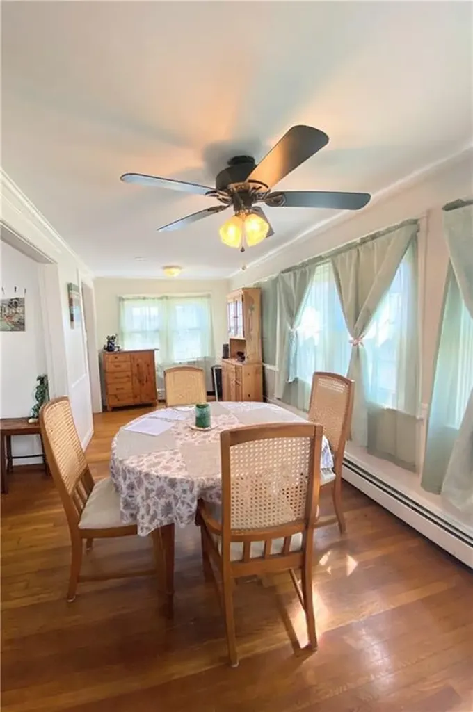 128 Fern Street Warwick RI 02889