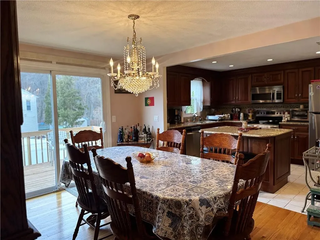 53 Bicentennial Way North Providence RI 02911