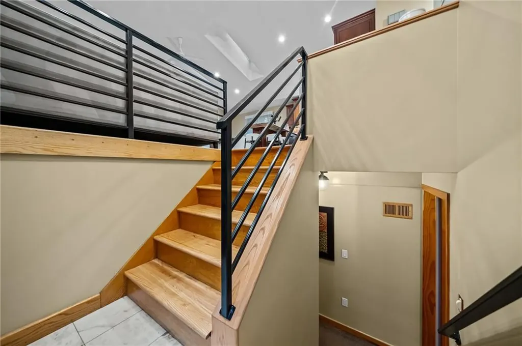 27 Miner Street North Providence RI 02904