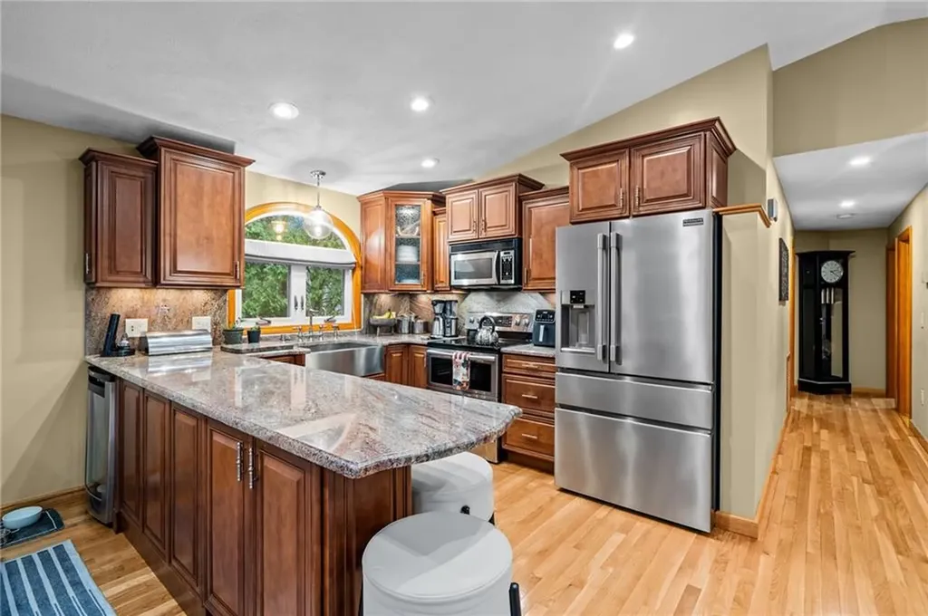 27 Miner Street North Providence RI 02904