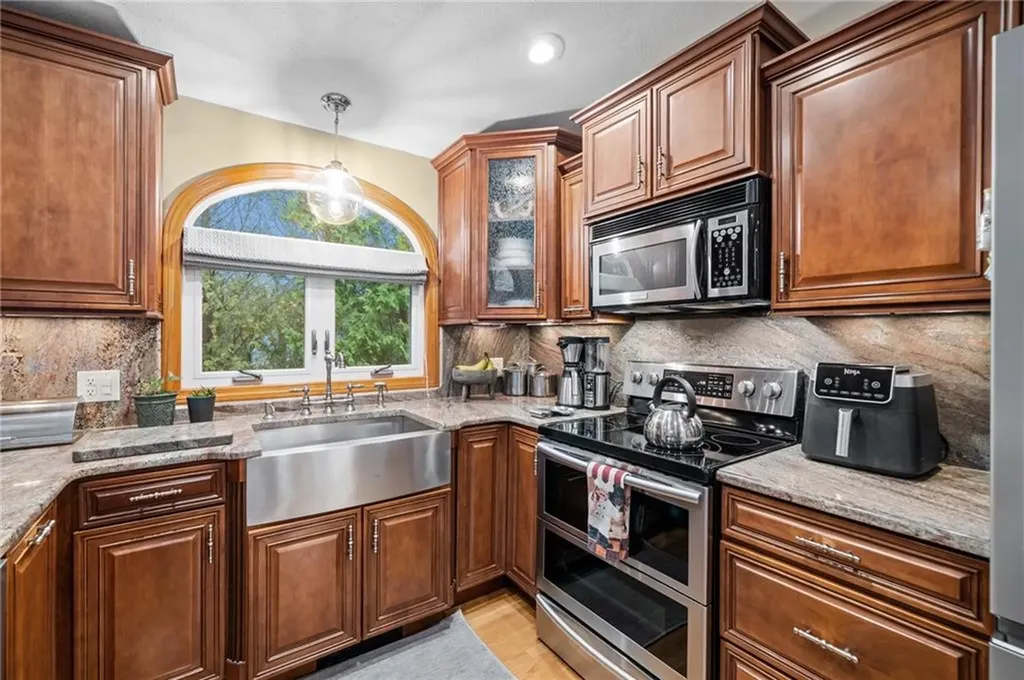 27 Miner Street North Providence RI 02904