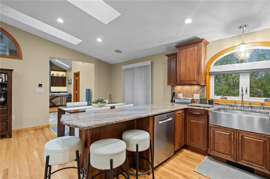 27 Miner Street North Providence RI 02904
