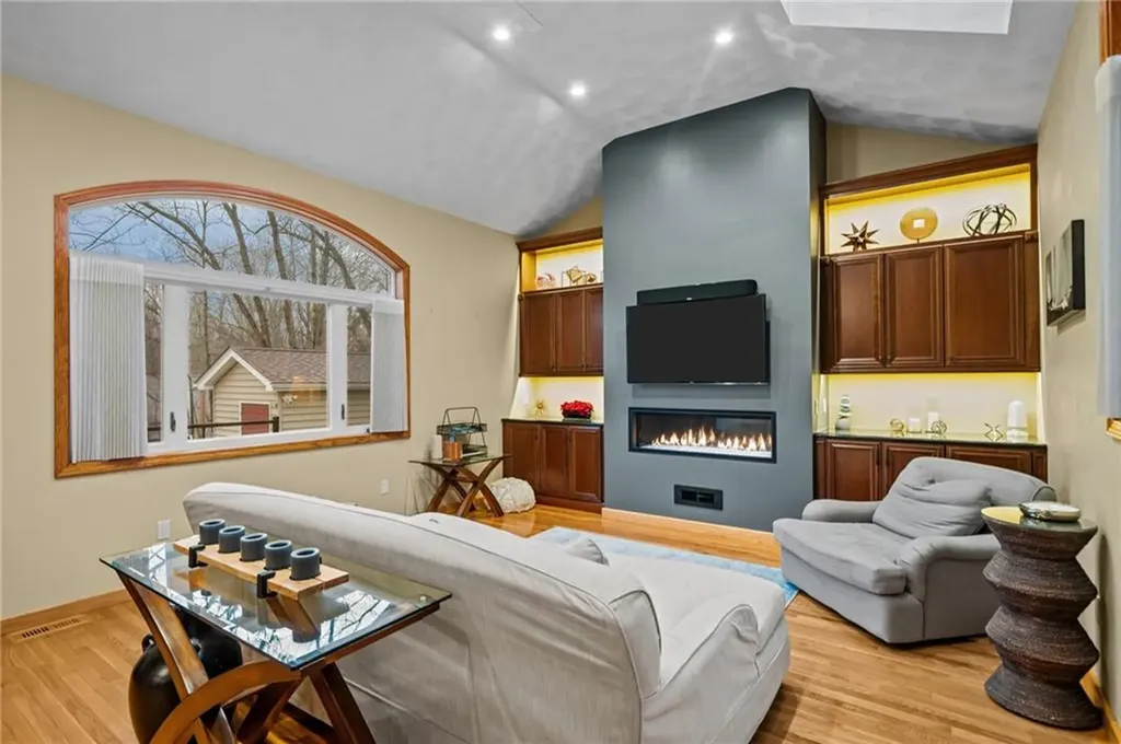 27 Miner Street North Providence RI 02904