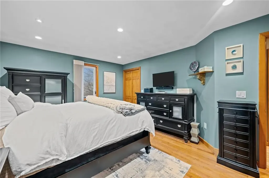 27 Miner Street North Providence RI 02904