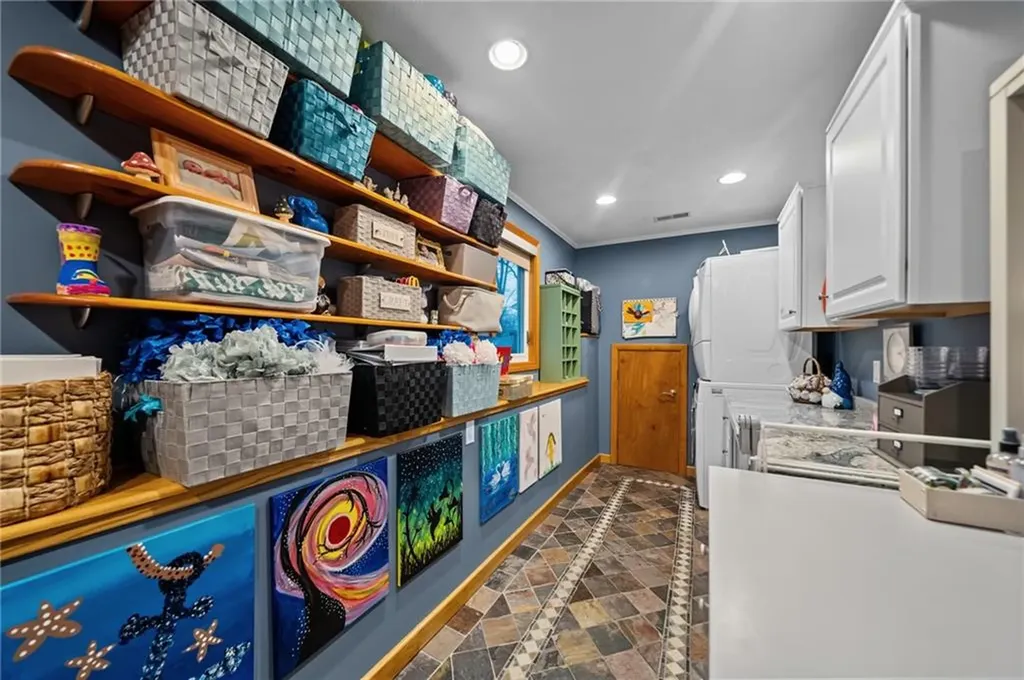 27 Miner Street North Providence RI 02904