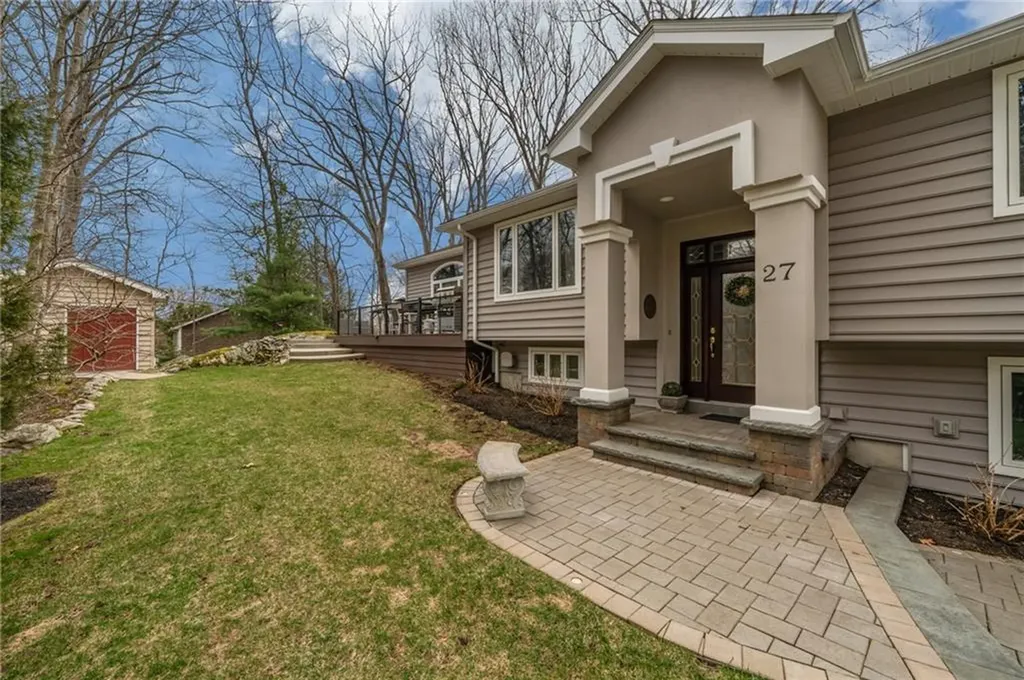 27 Miner Street North Providence RI 02904