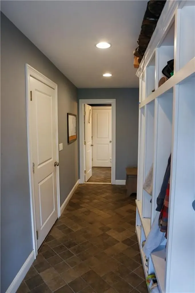 87 Woodward Avenue Avenue Narragansett RI 02882