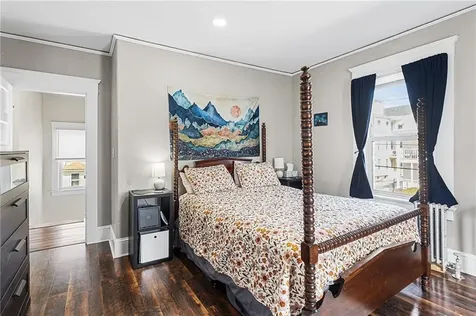 32 5th Avenue Woonsocket RI 02895