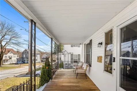 32 5th Avenue Woonsocket RI 02895