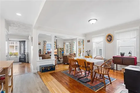 32 5th Avenue Woonsocket RI 02895