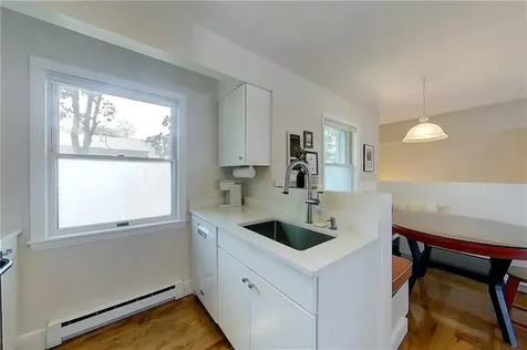 364 Bellevue Avenue Newport RI 02840