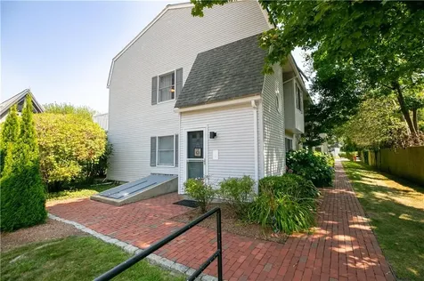 364 Bellevue Avenue Newport RI 02840