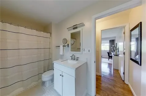 364 Bellevue Avenue Newport RI 02840