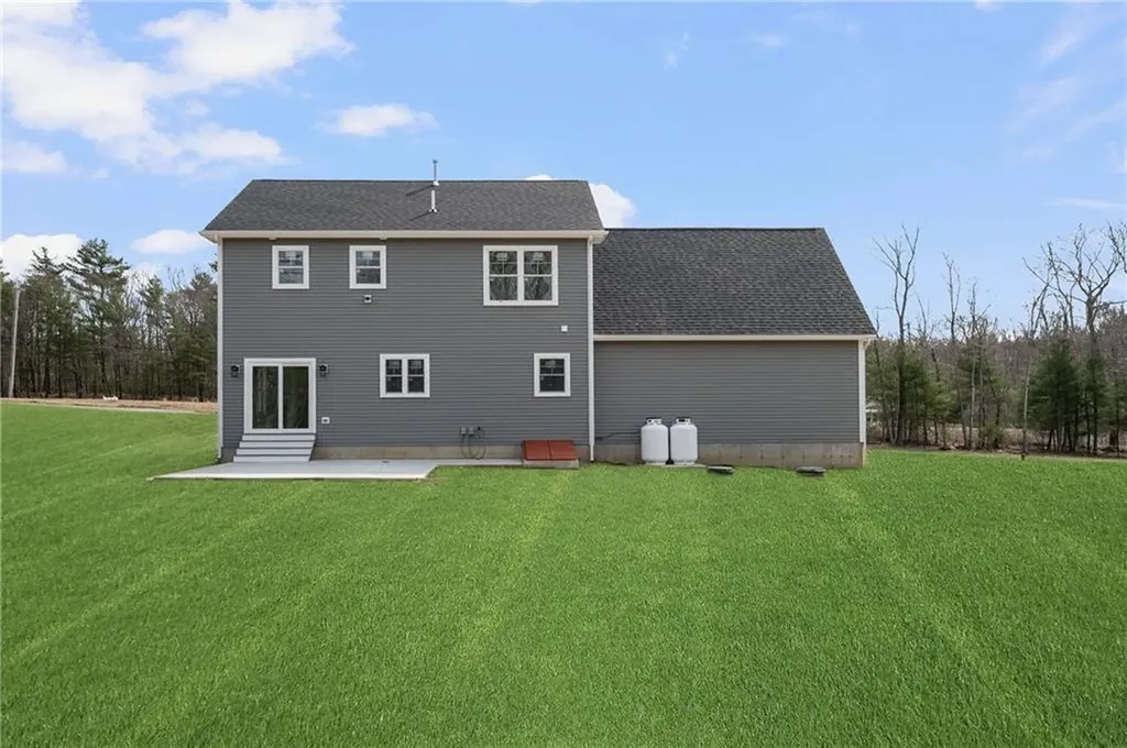350 Nooseneck Hill Road Richmond RI 02812