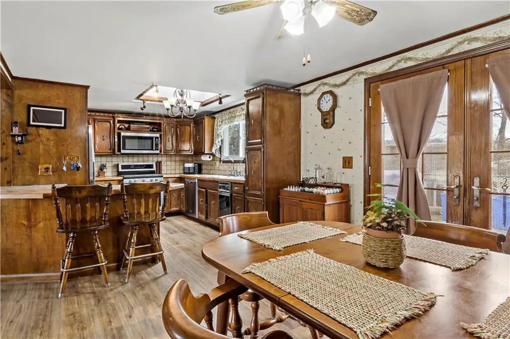 88 Roseland Terrace Tiverton RI 02878