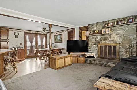 88 Roseland Terrace Tiverton RI 02878