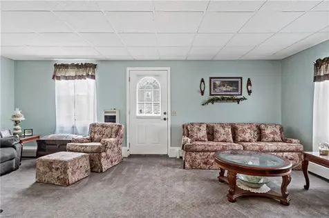 88 Roseland Terrace Tiverton RI 02878