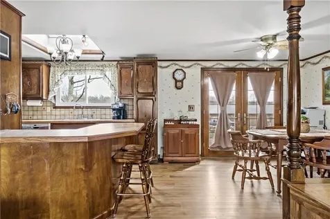 88 Roseland Terrace Tiverton RI 02878