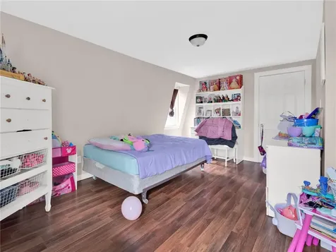 28 Youngs Avenue West Warwick RI 02893