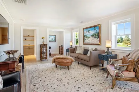 71 Cliff Drive Narragansett RI 02882