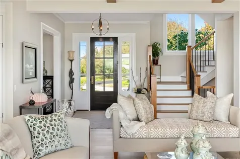 71 Cliff Drive Narragansett RI 02882