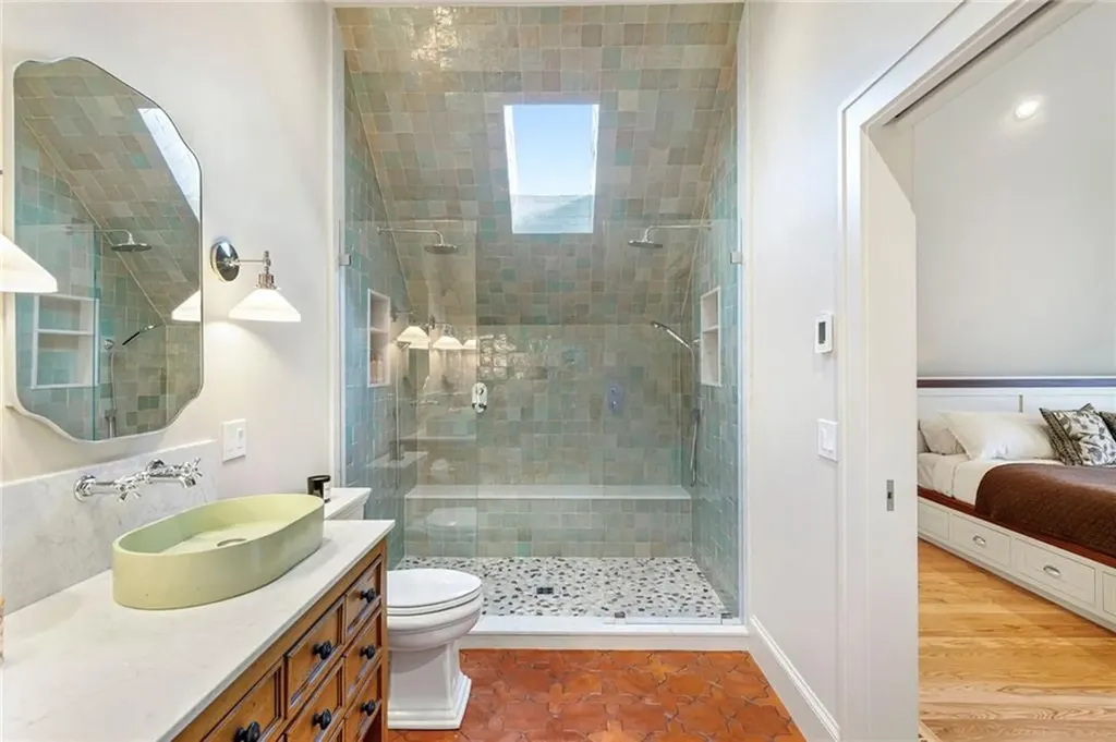 49 1/2 Third Street Newport RI 02840