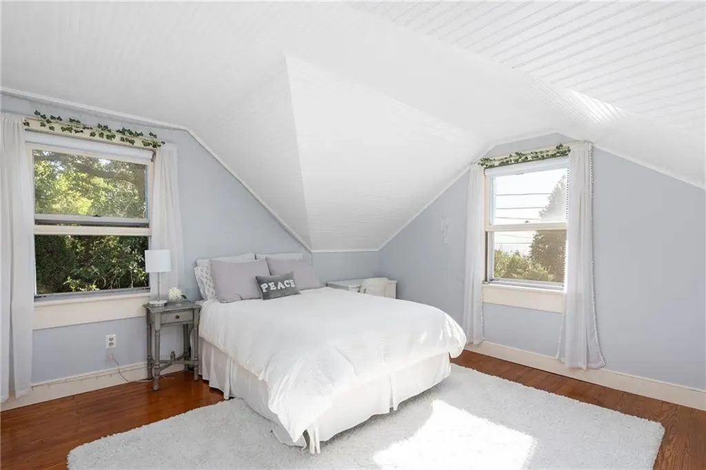 24 Rumstick Drive Barrington RI 02806