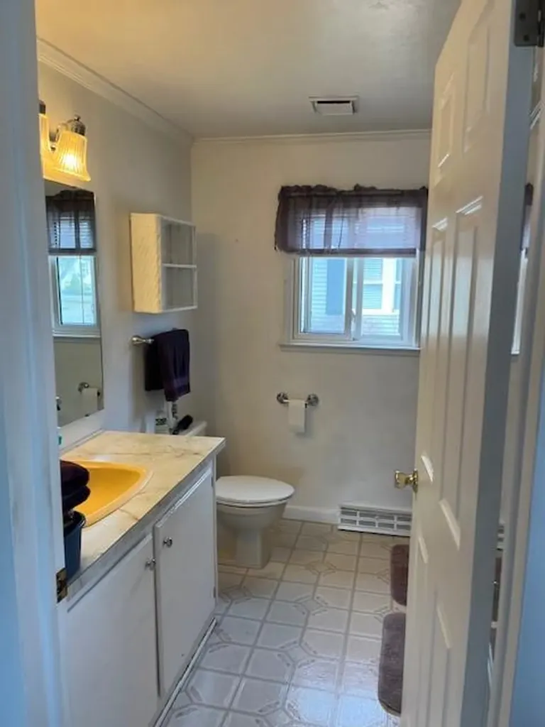 44 Castle Road Attleboro MA 02703