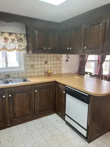 44 Castle Road Attleboro MA 02703