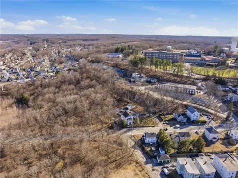 413 Manville Road Woonsocket RI 02895